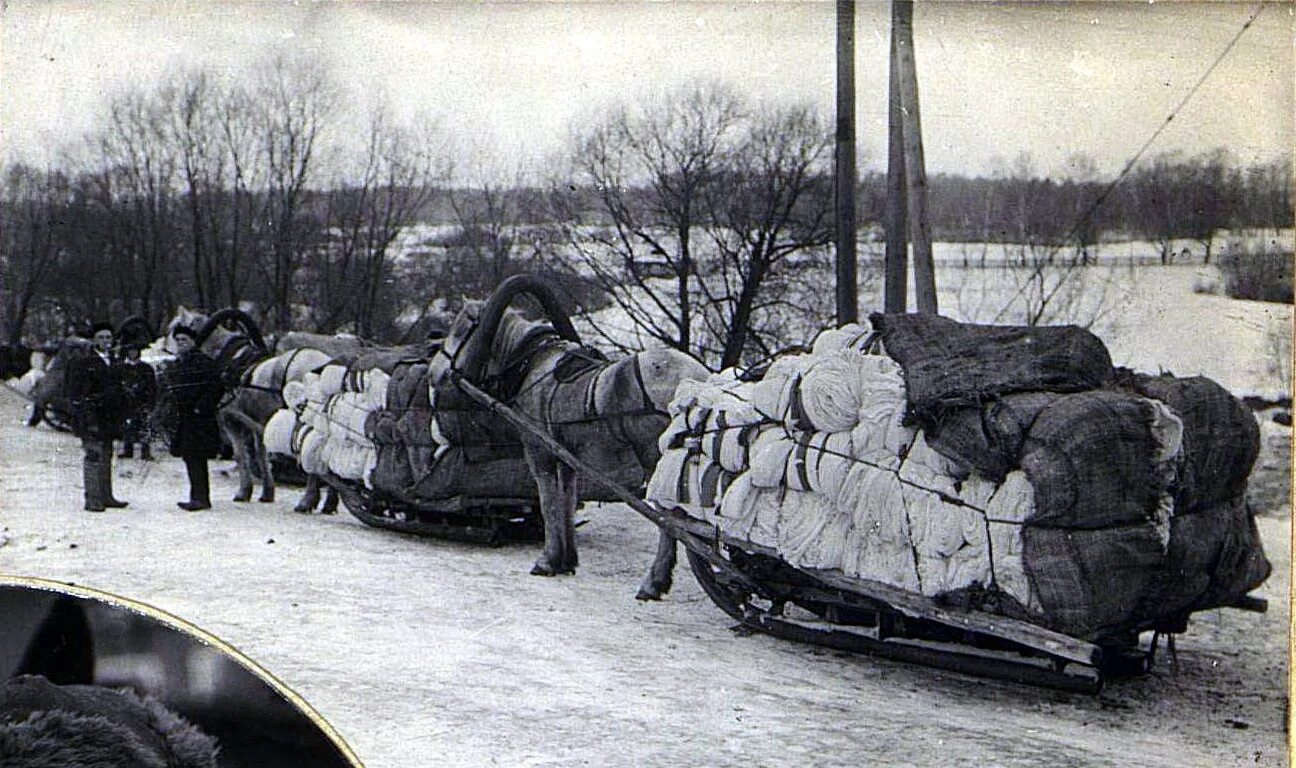 Кинг в деревне 1930 год. Деревня 1930 года видео зима. Пожарная часть Виноградово. Радио в деревне 1930.