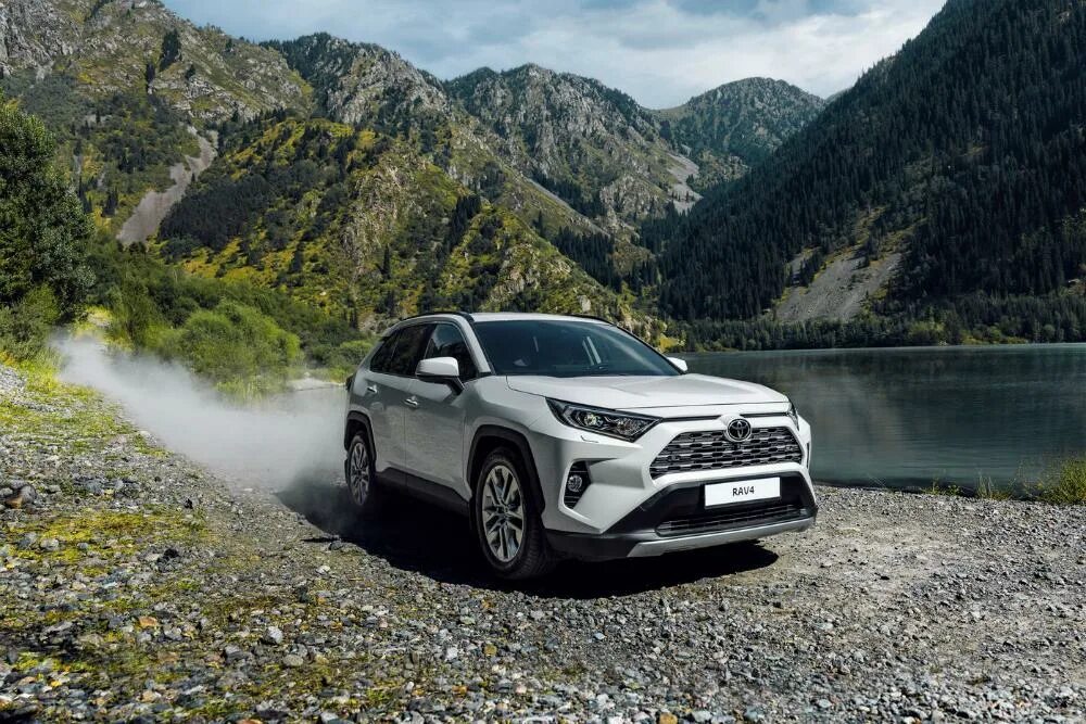 Па рав. Toyota rav4 новый. rav 4 новый. toyota rav4 2025. тойота рав-4 2025 комплектация.