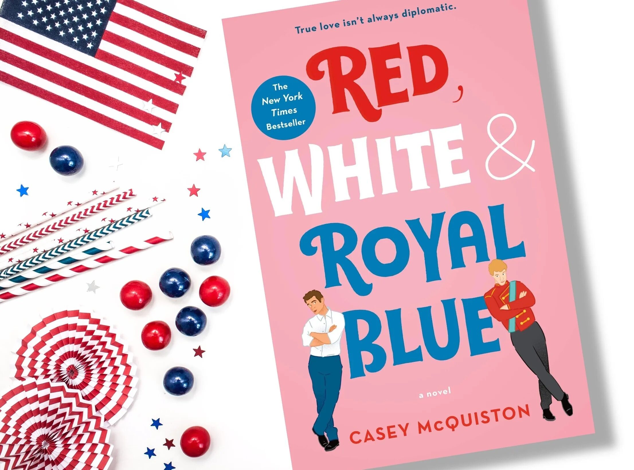 Читать королевский синий книга. Книга red white and royal blue. кейси маккуистон красный белый и королевский синий. red, white &amp; royal blue casey mcquiston книга. королевский красный и синий книга.