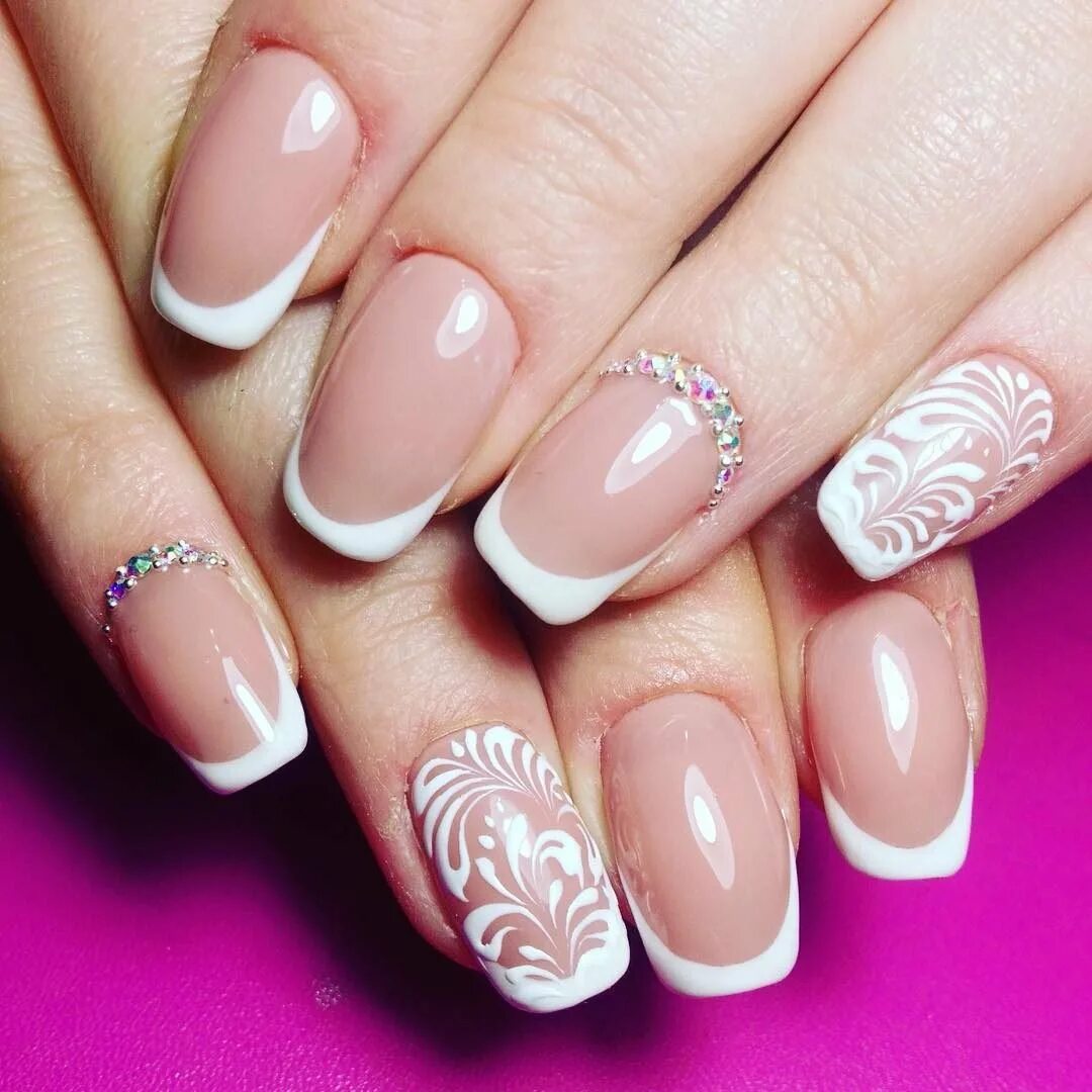 классический маникюр. красивый маникюр ноготь французский. красивый французский маникюр. красивый маникюр ноготь французский. маникюр.