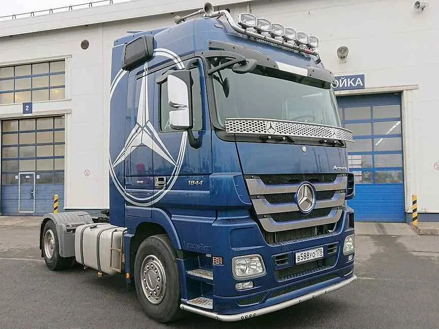 Mercedes Actros 1844 LS 2016. Man Скания Шушары. Мерседес тягач на авито. Купить тягач мерседес актрос на авито