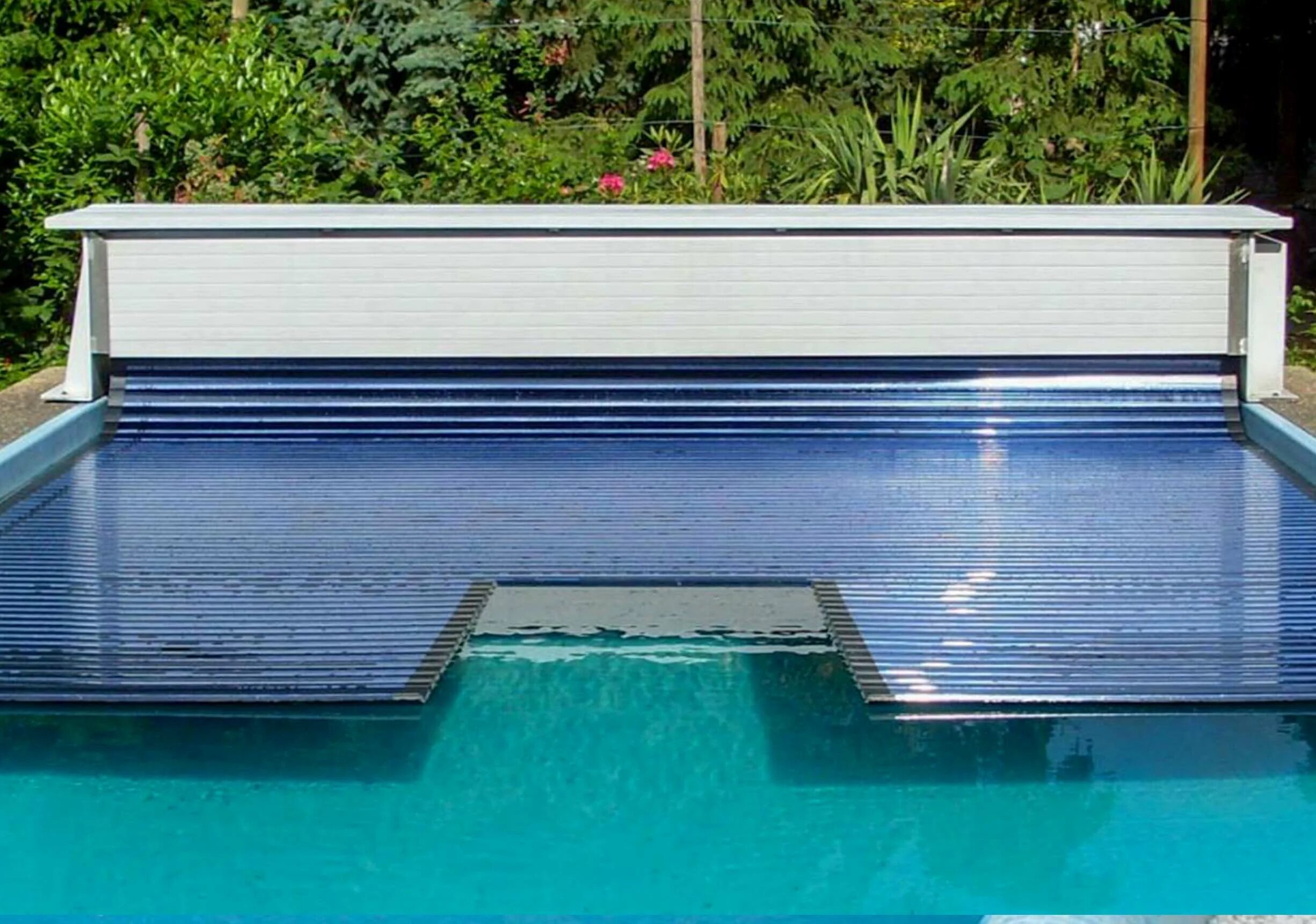 Motorized pool