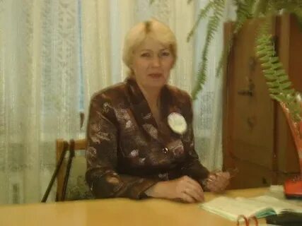 Директор средней школы 1