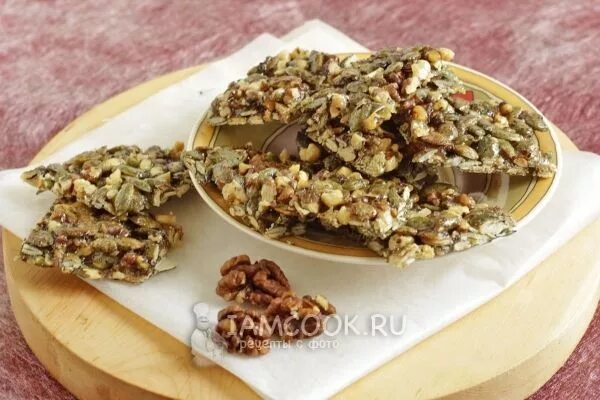 Конфеты из тыквенных семечек. Козинаки из тыквенных семечек. козинаки с тыквенными семечками. наборы гранола и козинаки.