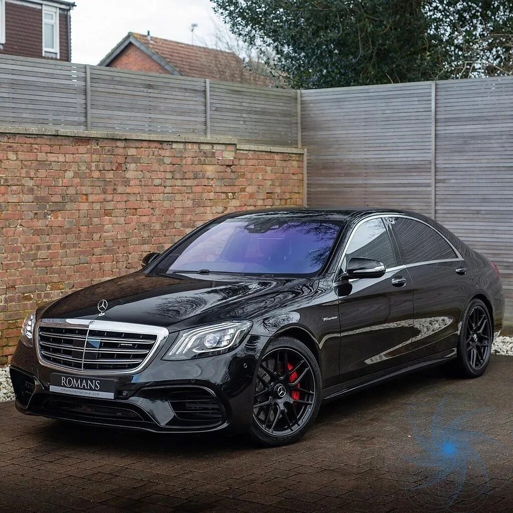 Мерседес 222 брабус. S class 63. Мерседес 222 s амг. Мерседес амг s 63 s. S class 63.