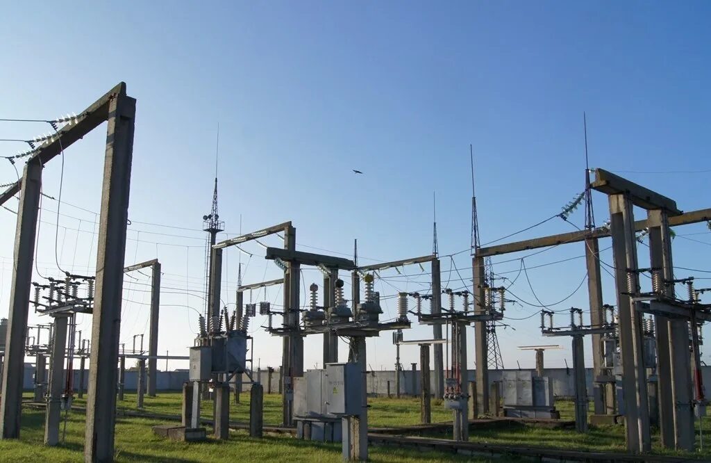 Подстанция 110кв орбита. Ктпб 110 кв. Кубаньэнерго аварийная служба телефон. Электромонтер. Электрик.