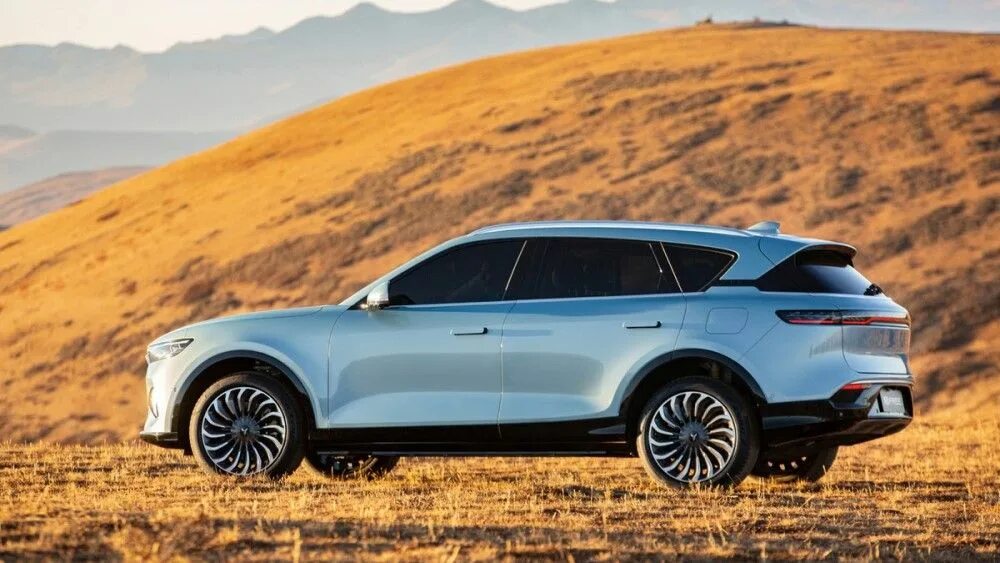 Dongfeng voyah. воя гибрид. воя гибрид.