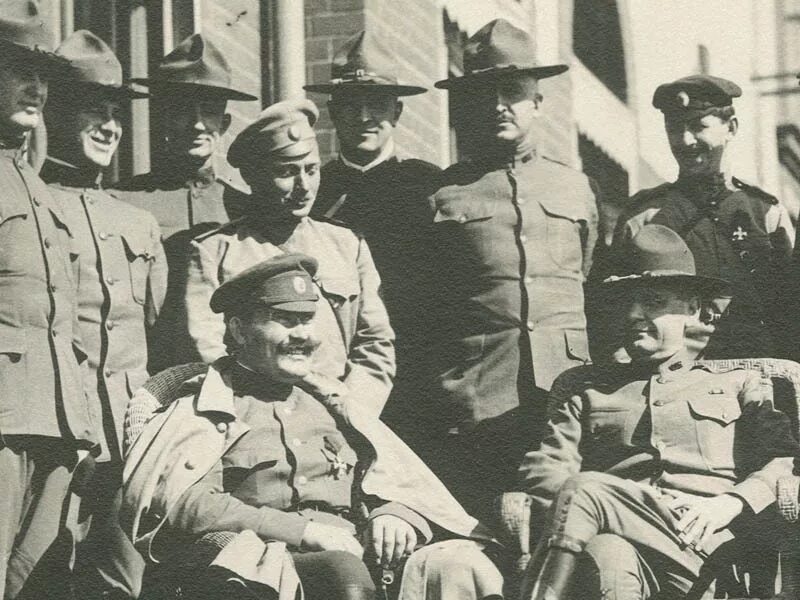 Американцы во владивостоке 1918. Японские интервенты владивосток 1918. 1918 — американские интервенты высадились в мурманске. Интервенция во владивостоке 1917. Интервенция 1918-1920.