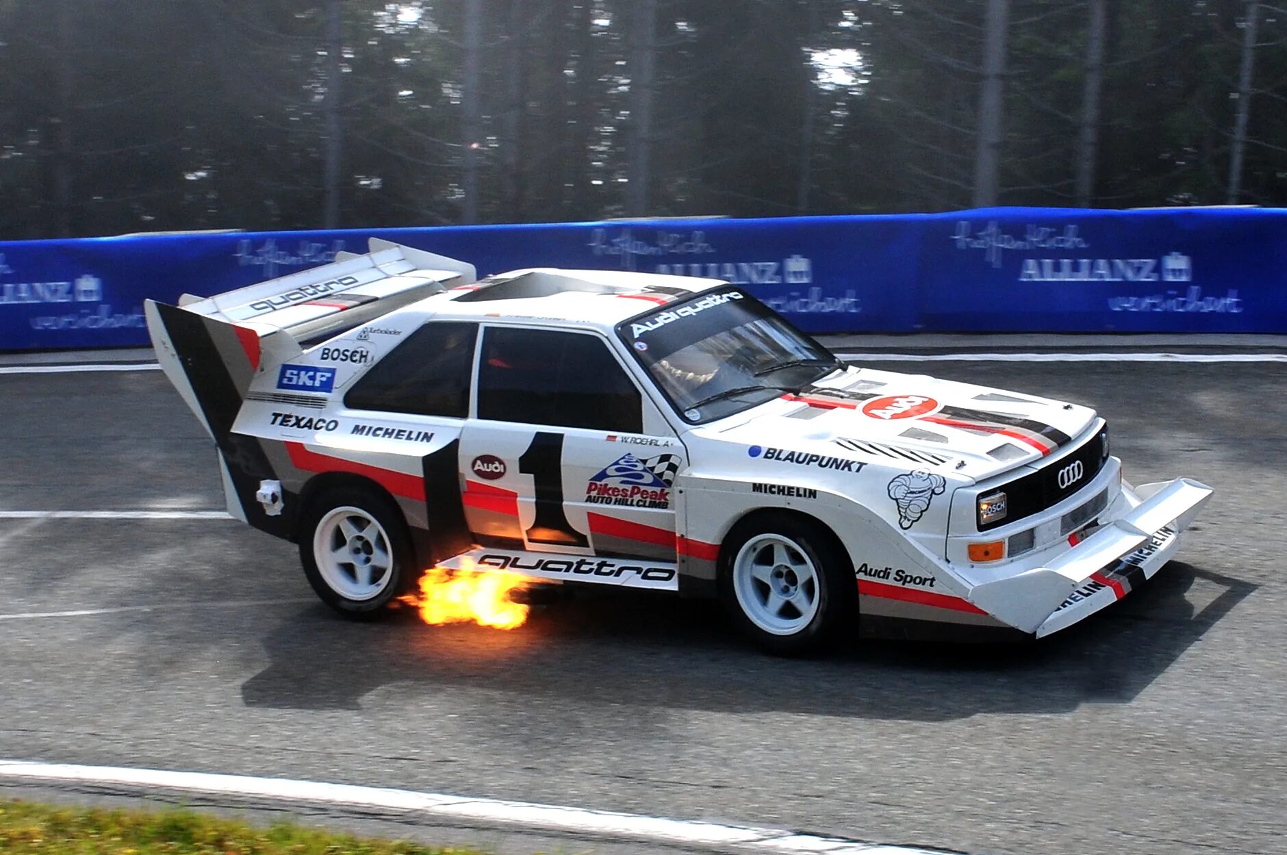 Первое ралли. Audi quattro s1 Pikes Peak. Audi quattro Sport s1. Audi Sport quattro Pikes Peak. Audi Sport quattro s1 e2.