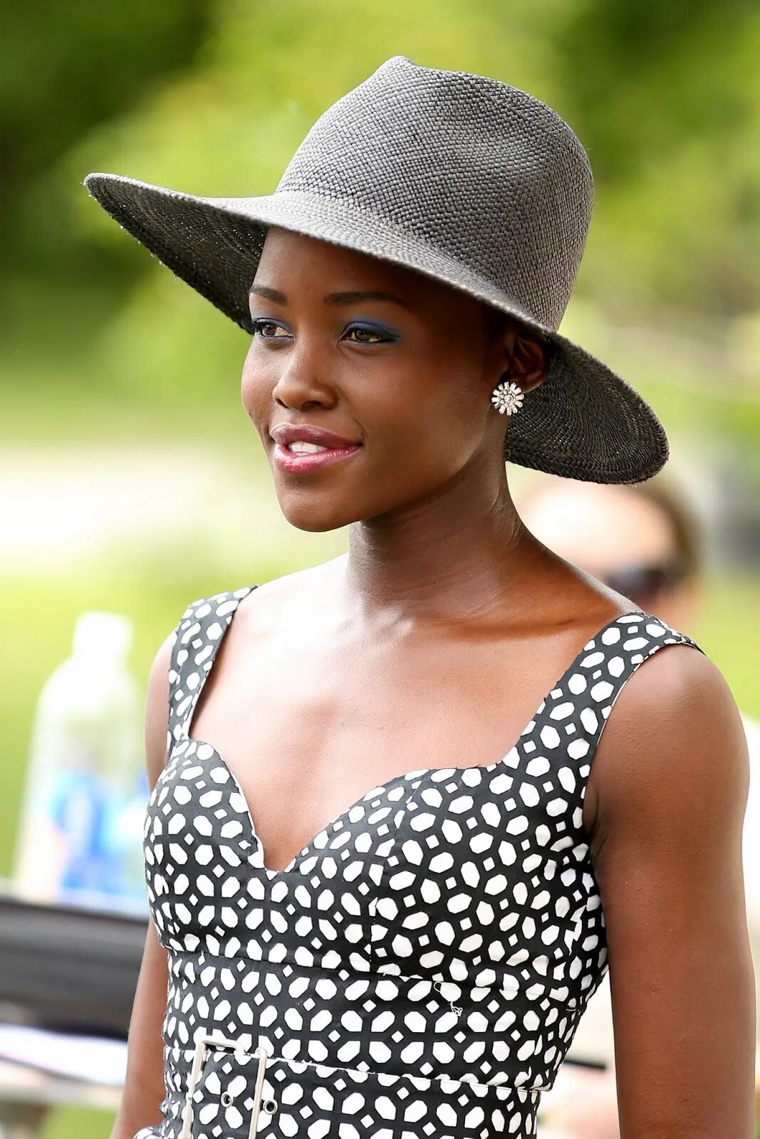 Лупита нионго. Актриса нионго. лупита амонди нионго. lupita nyong&#039;o. люпита нионго тюрбан.