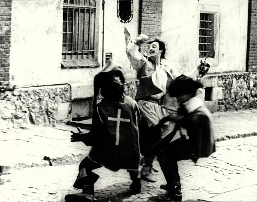 Съемки д артаньян и три мушкетера. Съемки три мушкетера 1979. съемки дартаньяна и трех мушкетеров. места съемок три мушкетера 1979. съемки дартаньяна и трех мушкетеров 1979.