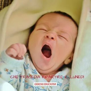 Новорожденный издает звуки