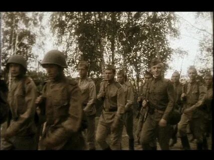 А закаты алые перед боем выстрелы