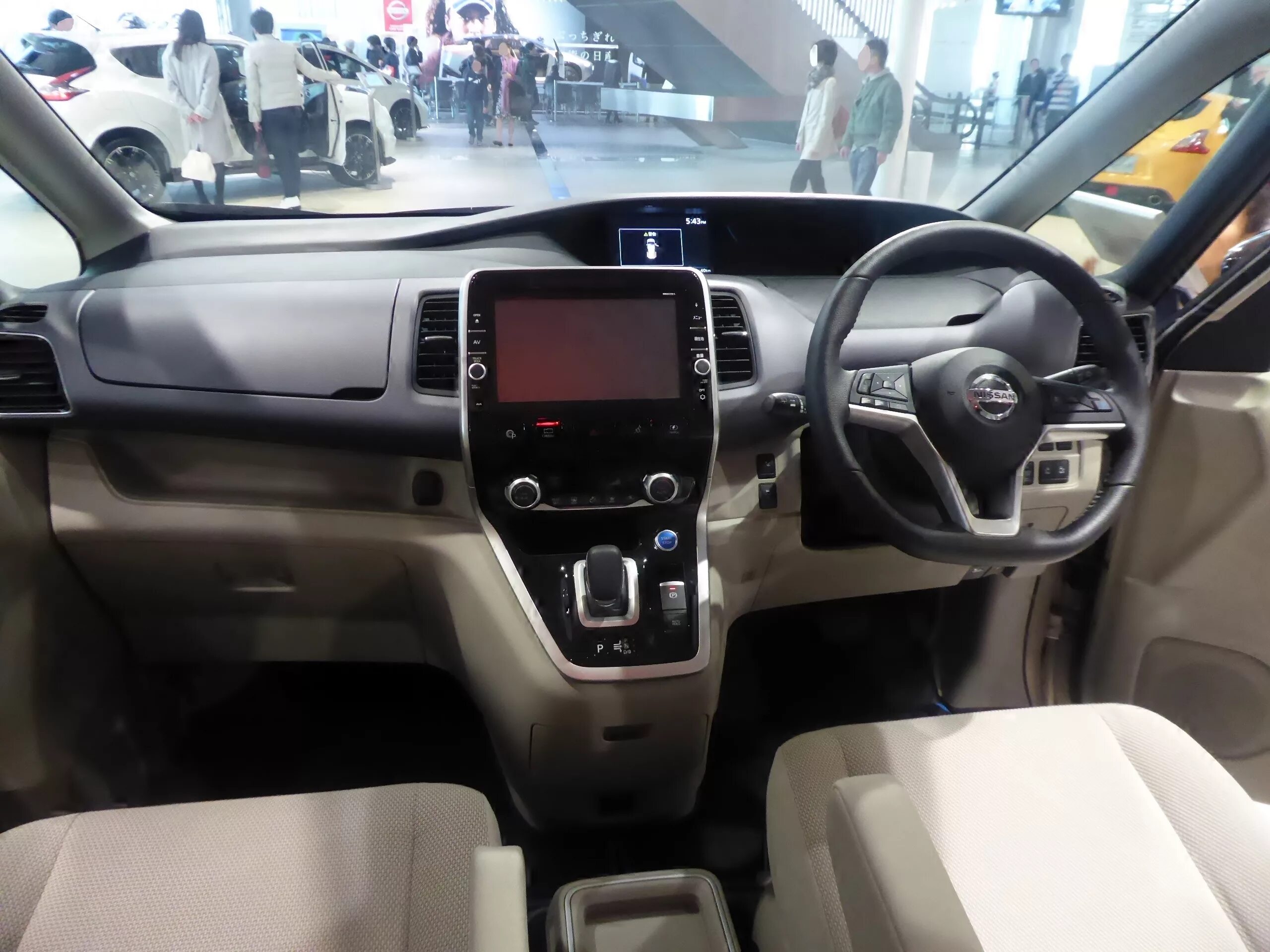 Ниссан Серена с27 е Power. Nissan Serena 2010 Interior. Ниссан Серена е Пауэр 2019. Nissan Serena 2021.