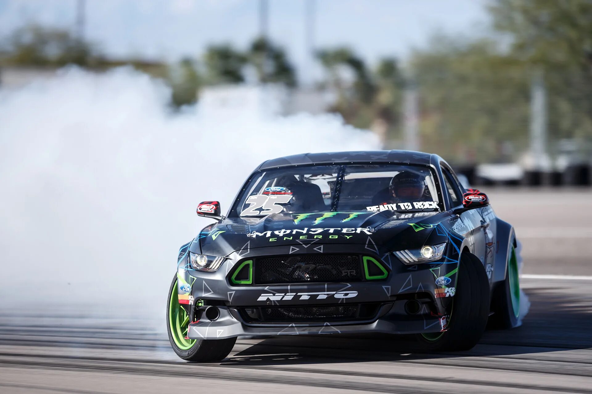 Дрифт машина drift. Ford Mustang RTR Formula Drift. Ford Mustang RTR Monster Energy 2015. Форд Мустанг 2021 дрифт. Vaughn Gittin Jr Mustang 2020.