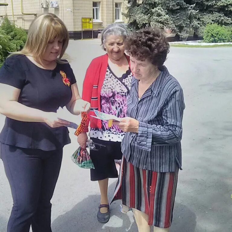 Гисметео большая мартыновка ростовская область. Мартыновка ростовская область. работники бухгалтерии дк большая мартыновка. большая мартыновка школа.