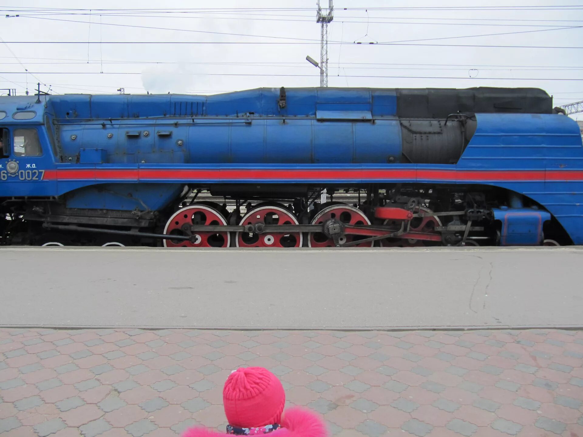 Прилипший к паровозу