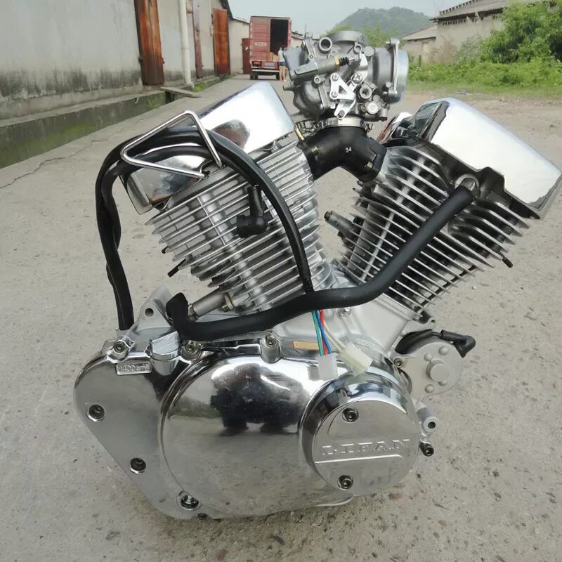 Купить мотор на мотоцикл. Lifan v-Twin 750. Мото двигатель Lifan 400. Двигатель 250 кубов на ИЖ Планета 5. Мотор Планета 5 400 кубов.