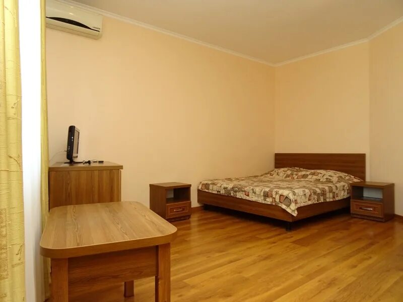 гостиничный комплекс новый свет. отель новый свет судак. санаторий маяк евпатория фнс. свет в заозерном. свет маяка заозерное твил.