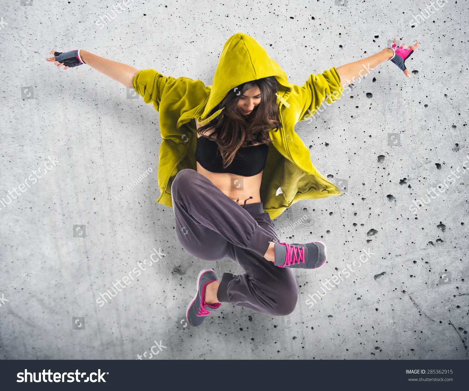 Танцор. Girl hip hop танцы. Контемпорари танец. Брейк данс девушки. Современные танцы.