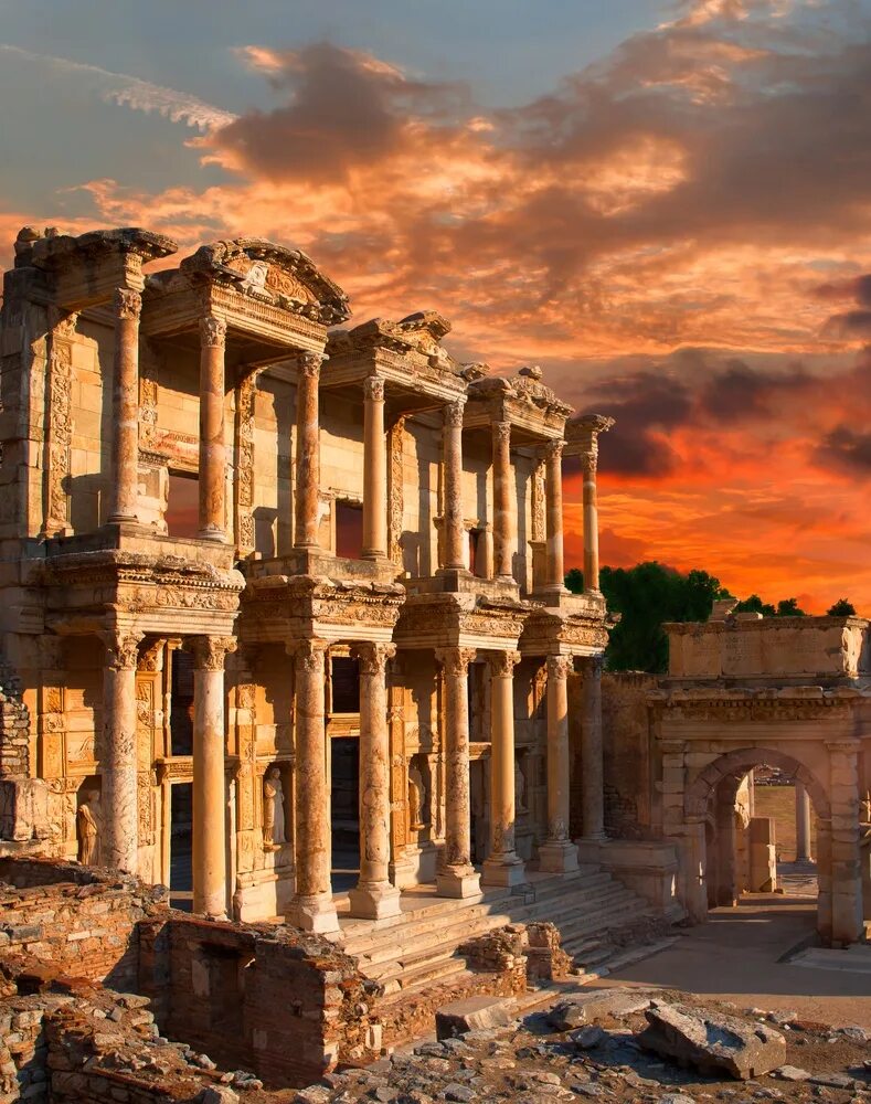 Наследие древности. Античный город Эфес. Эфес Турция. Библиотека Цельса в Эфесе. Эфес турецкий город.