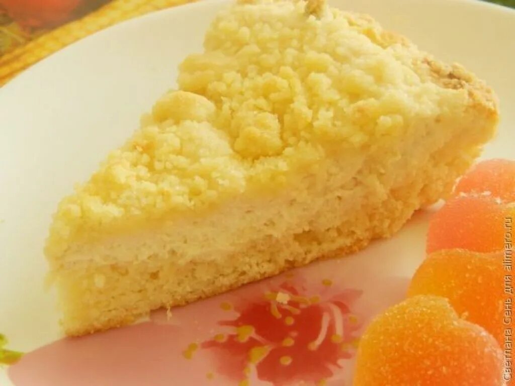 Пирог банан творог рецепт. Творожный пирог с бананом. Творожный пирог с бананом. Пирог банан творог рецепт. Пирог с творогом и бананом.