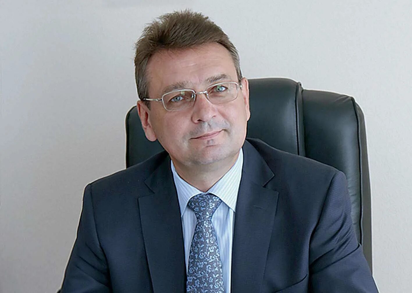 Руководитель департамента жигульский мэрия новосибирск. Начальник отдела культуры в мэрии кызыла. Структура комитета. Письмо благодарности министра имущественных и земельных отношений. Отчет департамента строительства новосибирска 2022 награждения.