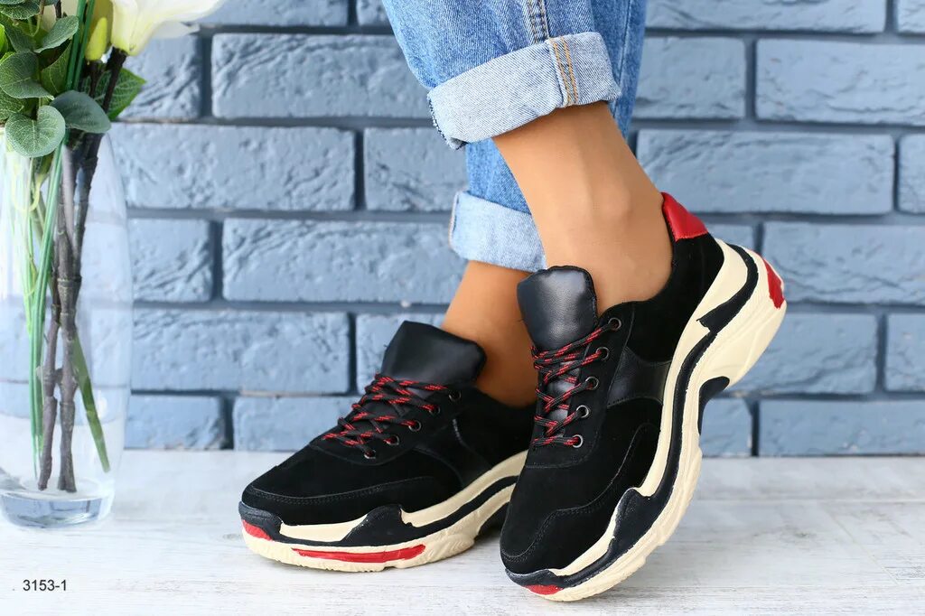 белые кроссовки дизайн. кроссовки с цветами женские. кроссовки на толстой подошве детские. белые кеды на толстой подошве. красные высокие кроссы женские.