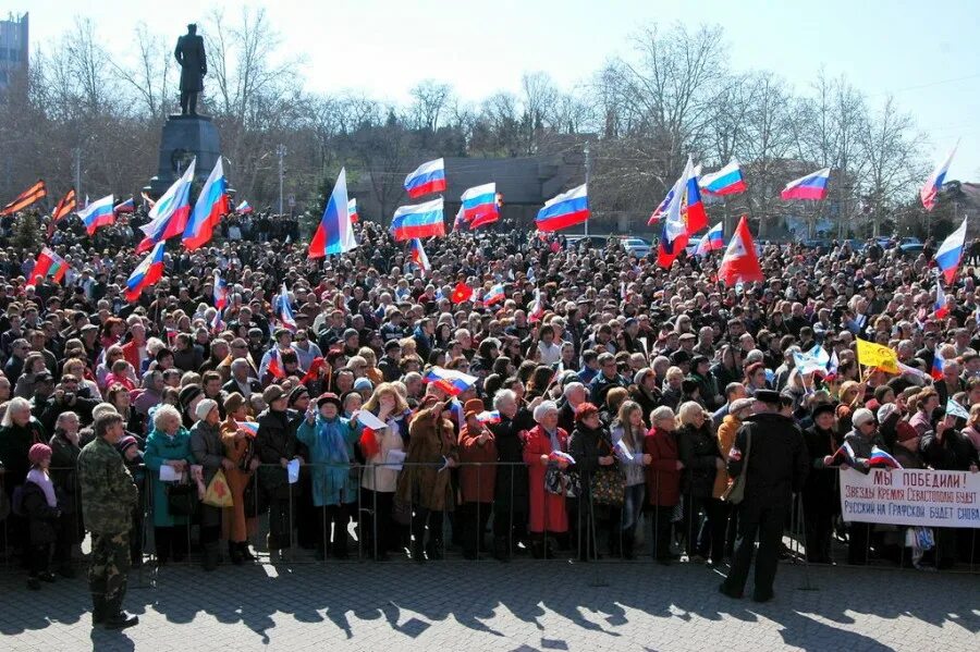 Где 23 февраля состоялся митинг народной воли. Референдум в Севастополе 2014.