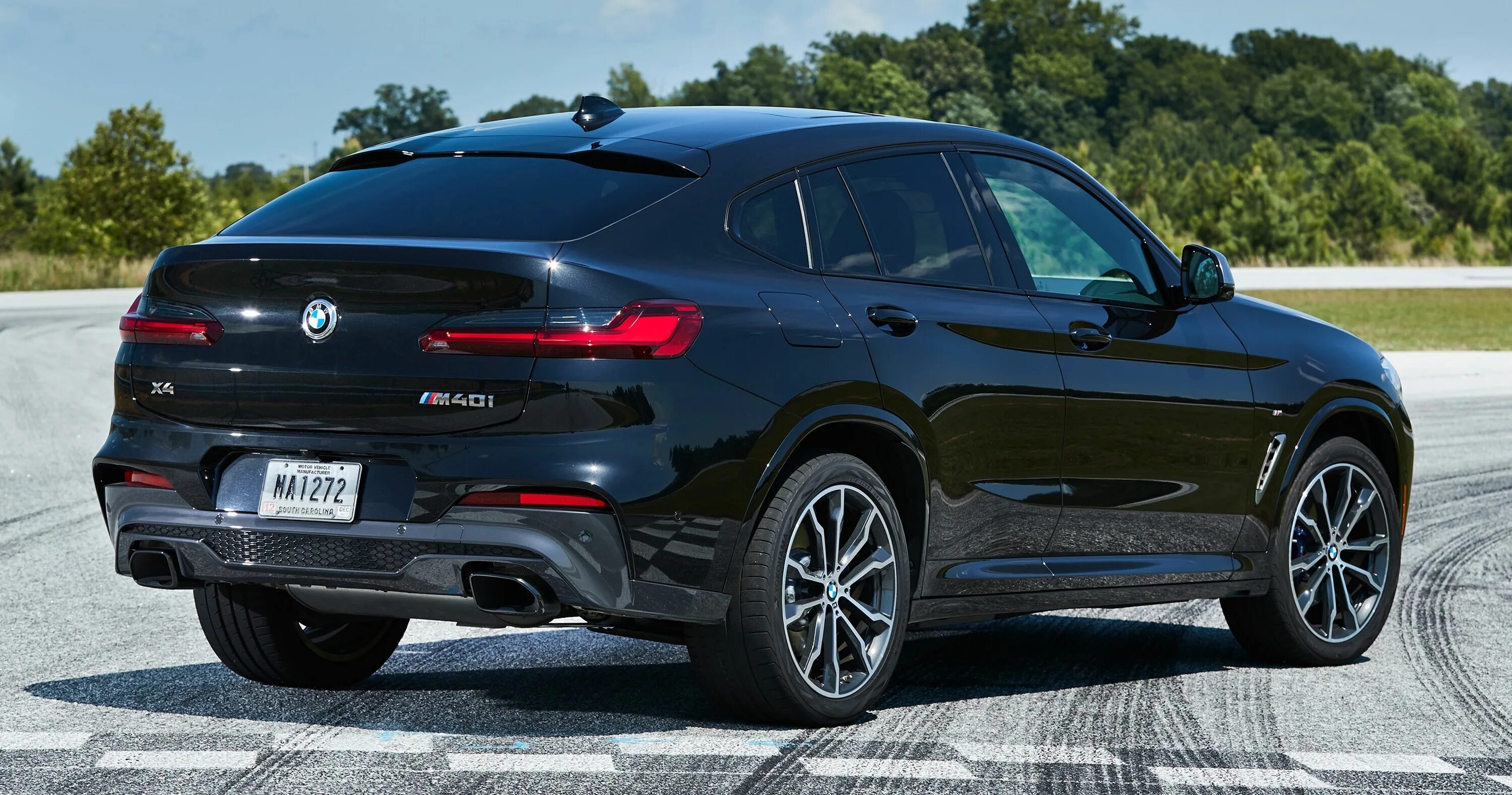 Diện kiến BMW X4M Competition 2020 mạnh 503 mã lực, giá 8 tỷ đồng