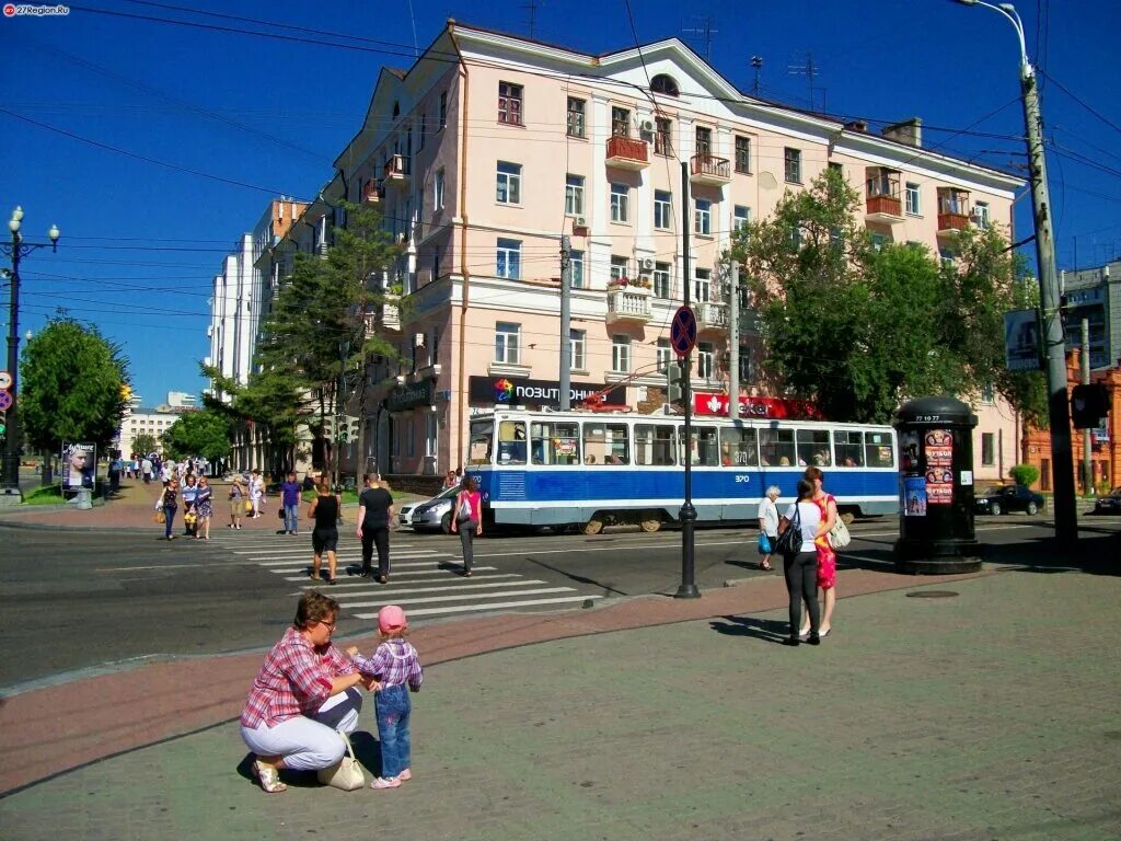 Хабаровск время. Хабаровск сегодня фото улиц. М Амурского 7. Сталинки в Хабаровске.