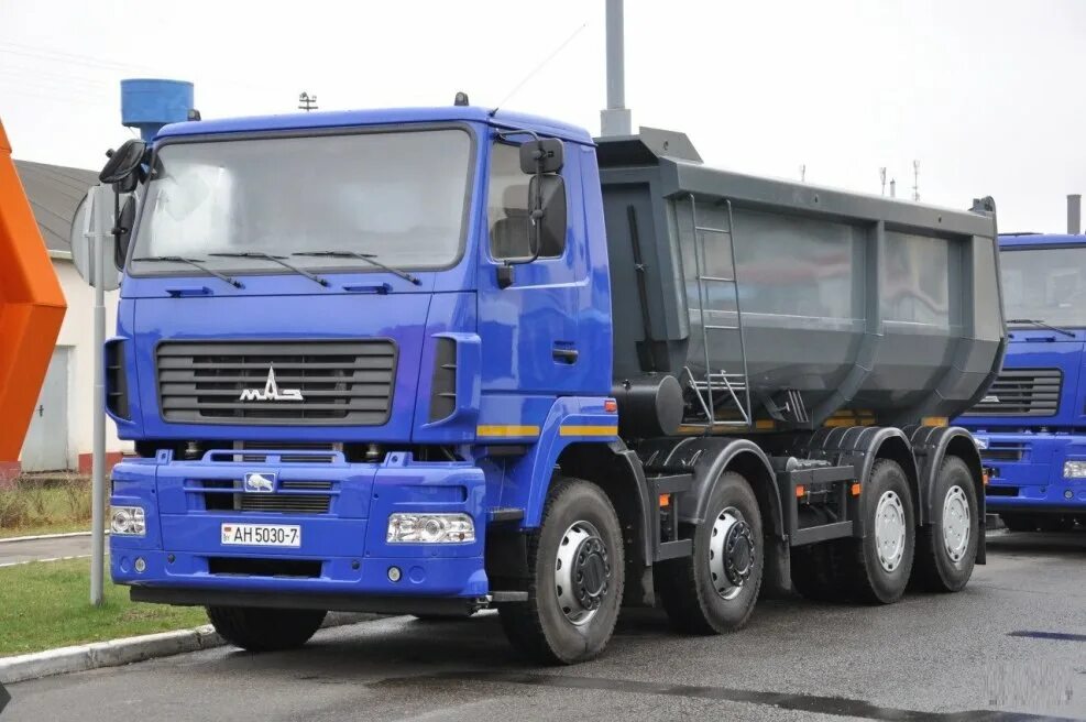 4 самосвал маз. Маз 6516 самосвал. самосвал маз 6516 8 4. маз самосвал 4 осный 6516. маз-6516с9-580-000.
