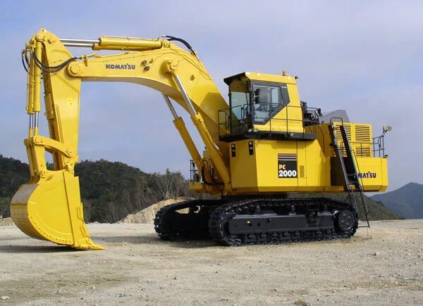 Экскаватор Komatsu pc2000. Komatsu pc2000-8. Рс2000 Коматсу экскаватор. Экскаватор Коматсу ПС 2000.