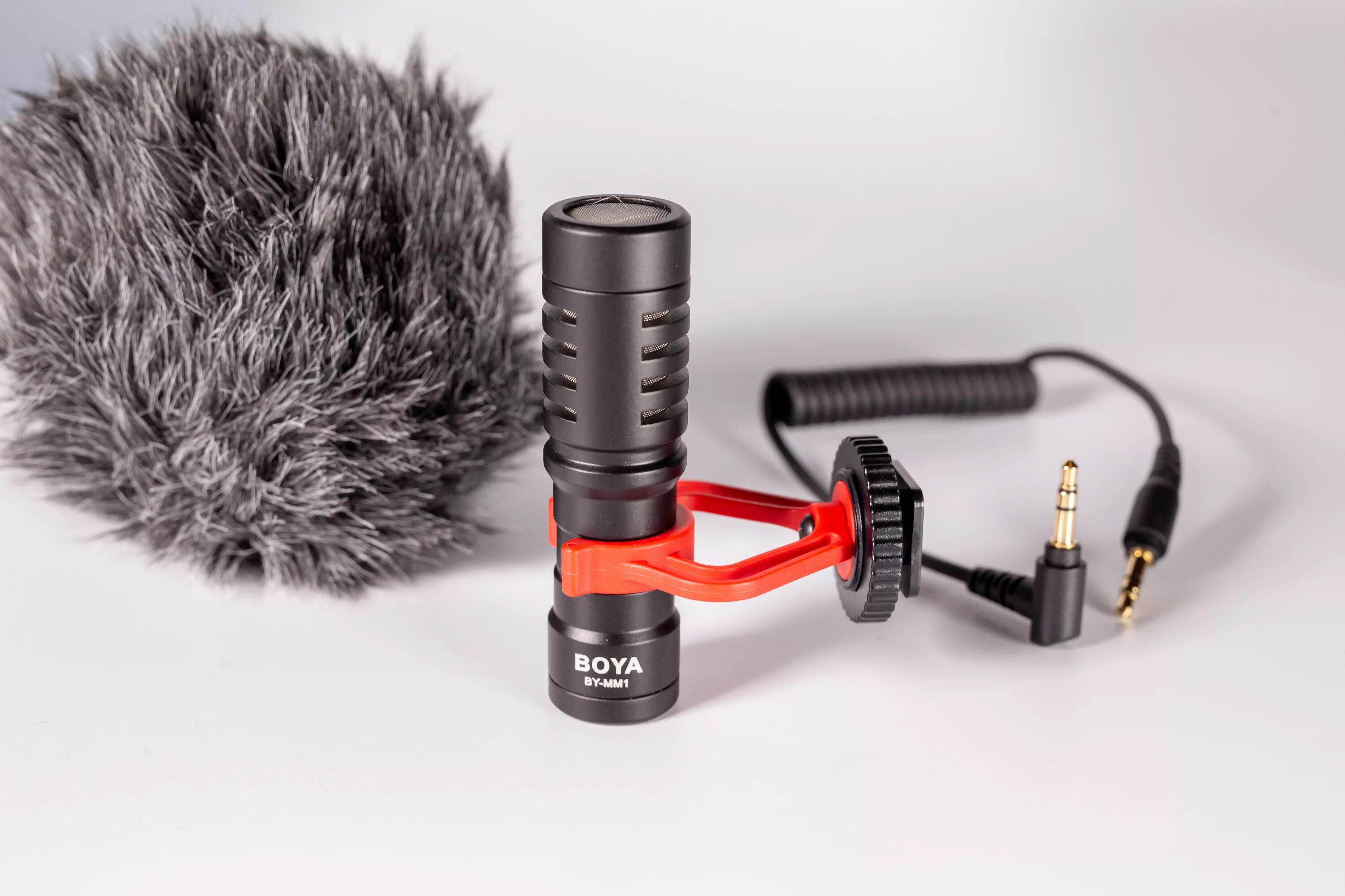 Накамерные микрофоны boya. Boya by-mm1. накамерный микрофон boya by-mm1. boya mm1 микрофон. микрофон-пушка boya by-mm1 pro.