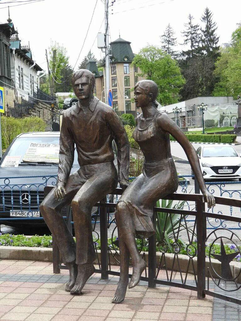 памятник влюбленным в кисловодске. скульптура влюбленных. скульптура влюбленных. скульптура влюбленных. скульптура влюбленных.