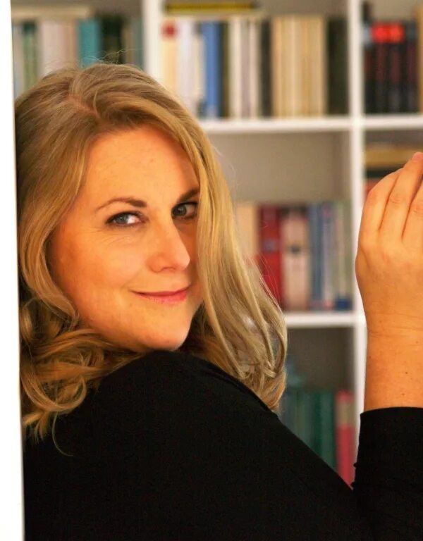 Ге́рта мю́ллер. Немецкая писательница. Лотта грегович. Корнелия функе. Немецкий писатель корнелия функе.