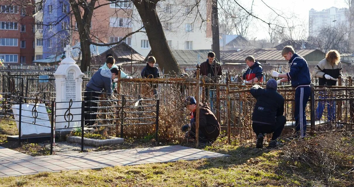 Навели шумиху. Лазаревское кладбище (Рязань). Лазаревский храм Рязань. Лазаревское кладбище Рязань храм. План Лазаревского кладбища Рязань.