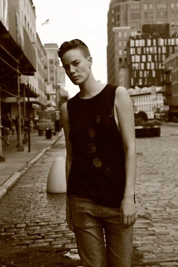 Мужеподобные женщины. Мужеподобные женщины фото. Макс линдер фото. Мужеподобные прически и стиль. Томбой дайк.