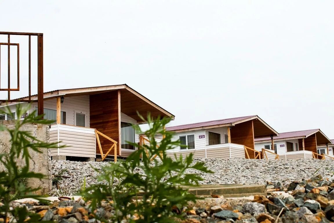 База селигер 2 ливадия приморский край. База парадиз ливадия приморский край. Гостиничный комплекс ливадия приморский край. Турбаза ливадия рифовая. Турбаза ливадия приморский.