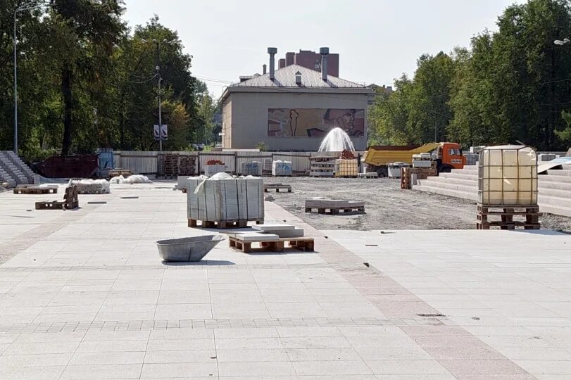 реконструкция памятника. перестроечный памятник уголок из бетона 90х фото. реконструкция мемориалов. реконструкция мемориалов. реконструкция мемориалов.