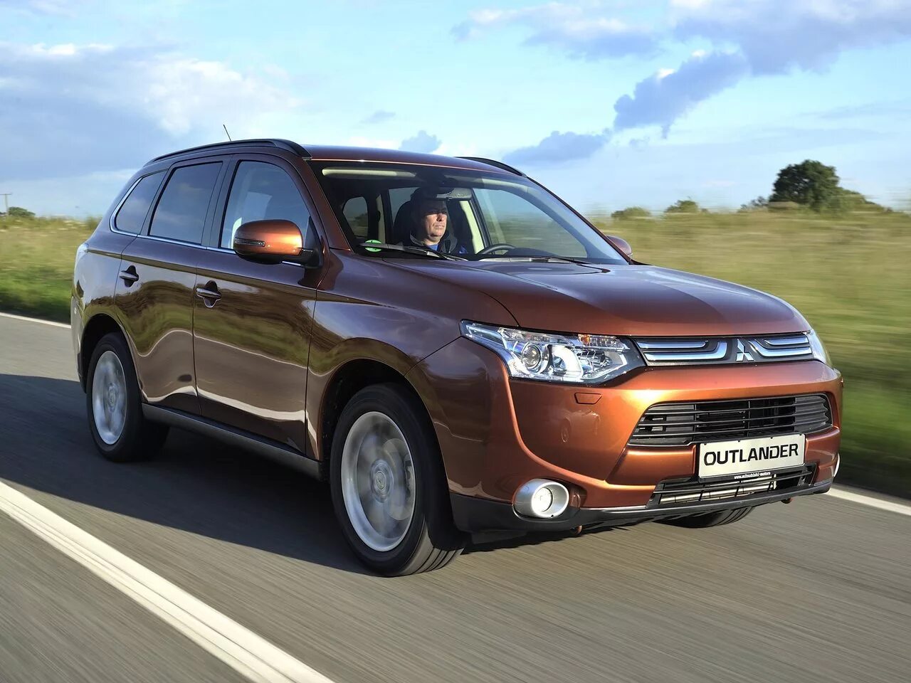 Mitsubishi Outlander III (2012-2015). Мицубиси Аутлендер 3. Mitsubishi Outlander 3 2012. Митсубиси Аутлендер 2012.