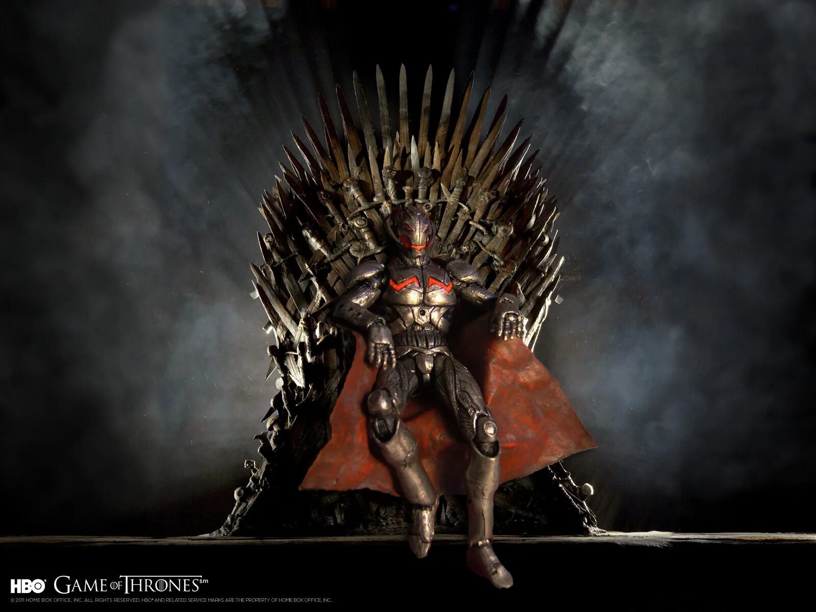 Злая королева равенна. Равенна белоснежка и охотник. Претендую на трон. Король на троне. Шарлиз терон злая королева.