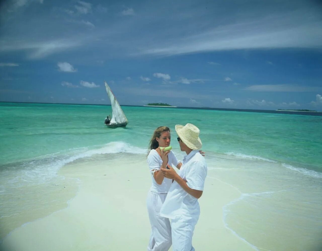 Багамы мама слушать. Свадьба туристов. Мальдивы фото красивые туристов. Багамы для мамы. Фото свадьбы туристов.