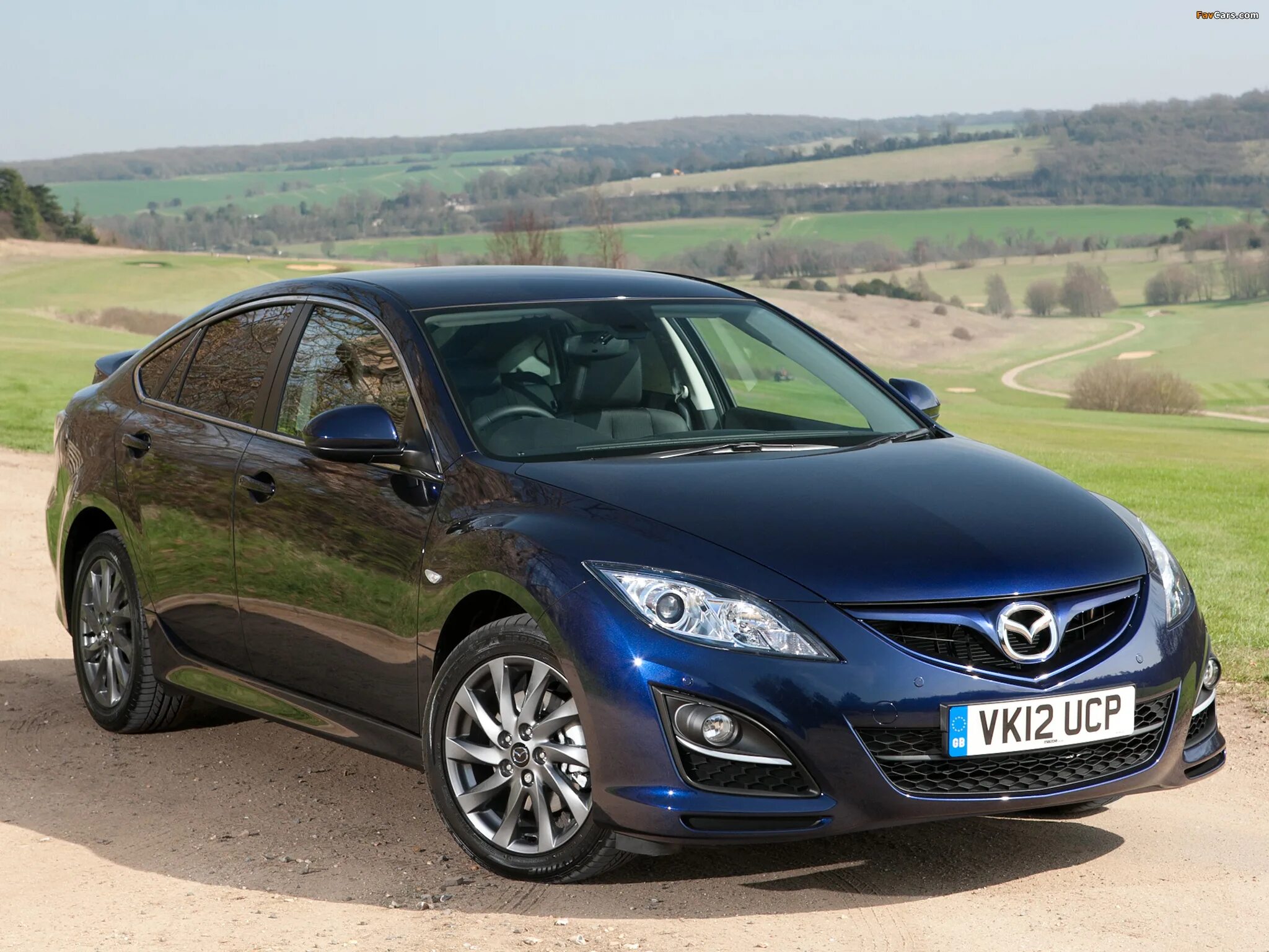 Mazda v. мазда 2 седан. Mazda v. мазда 6 красная.