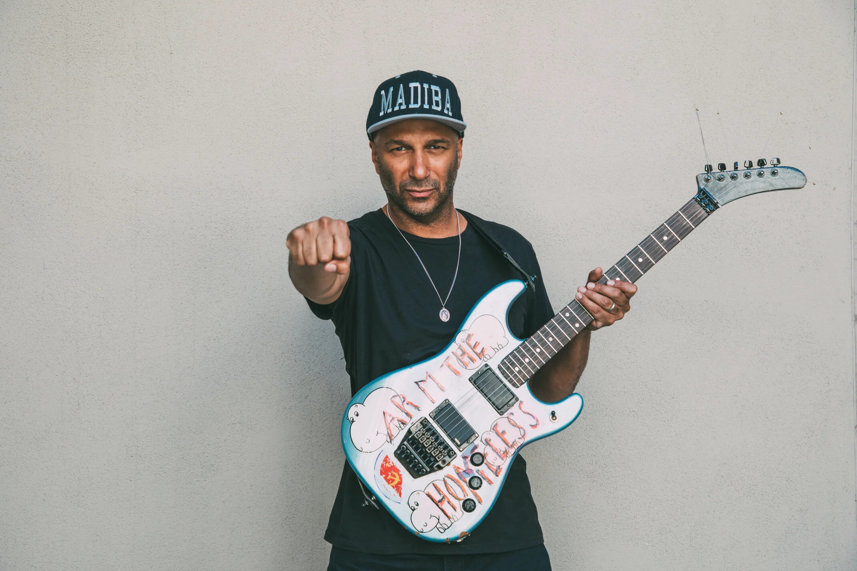 Tom morello. Rage against the machine том морелло. Tom morello. Rage against the machine том морелло. Том морелло американский музыкант.
