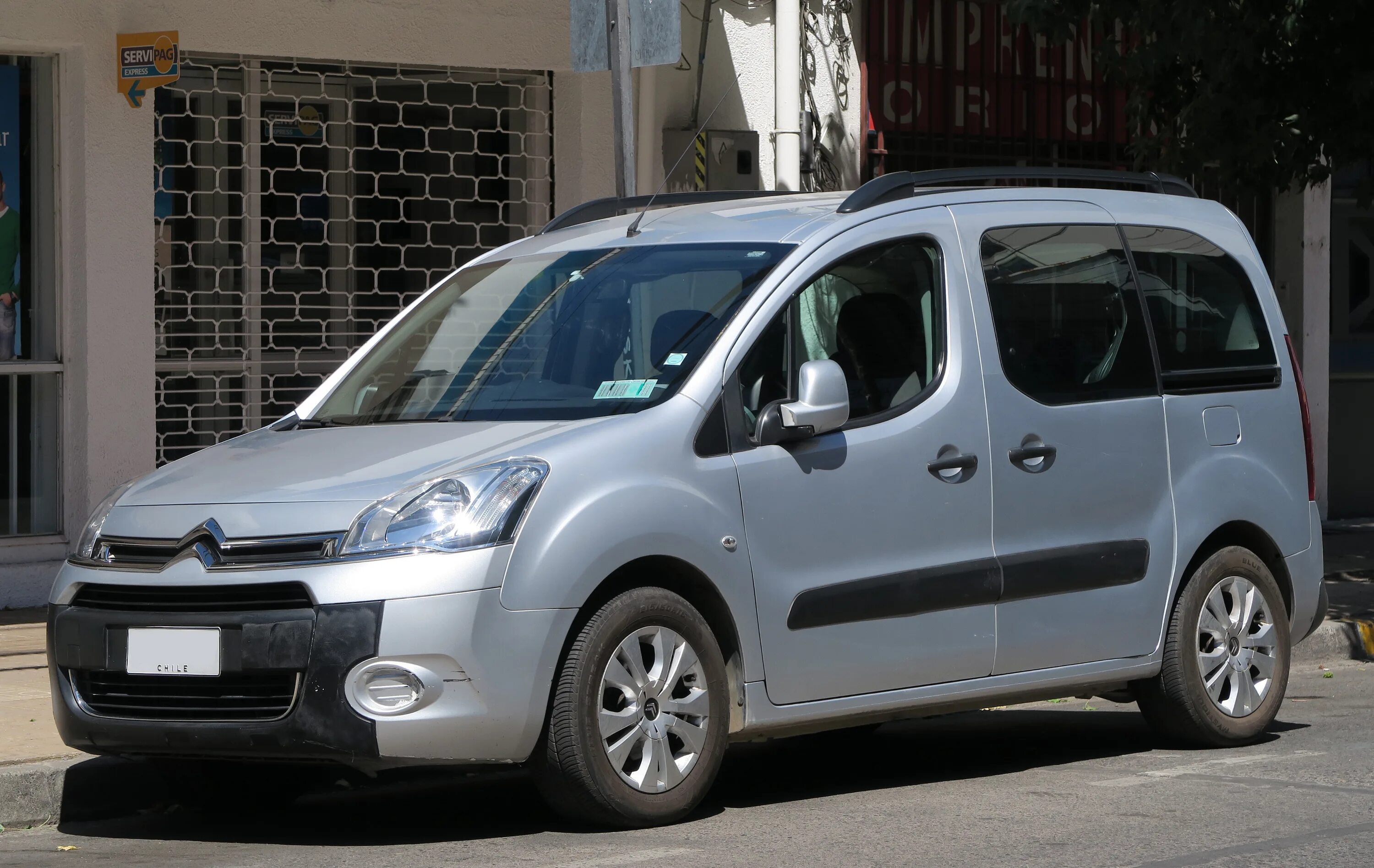 Ситроен Берлинго 2013. Citroen Berlingo 1.6 HDI Multispace. Ситроен Берлинго 2013 года. Ситроен Берлинго 1.4. Купить ситроен берлинго 1.6