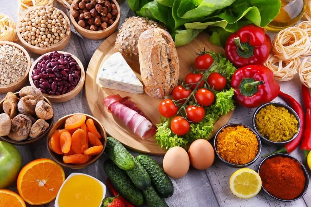 Good food products. Good food products. Good food сухофрукты. Good food products. Органические продукты на столе.