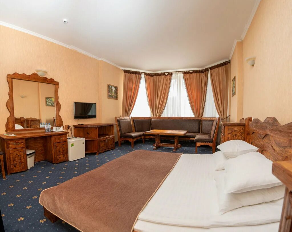 Гостиница южная котельники. Гостиница микрорайон южный. Гостиница балашиха спортивная. Дом гончарова балашиха. Южный дворик гостиница домодедово.