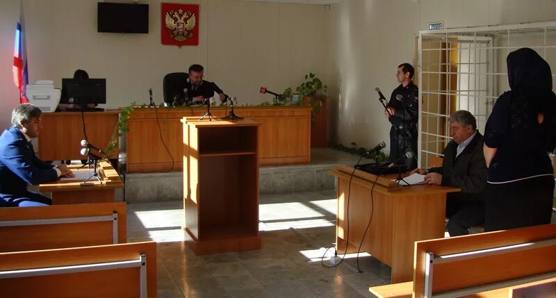 Судебные приставы избербаш. Судебные приставы избербаш. Начальник омвд г избербаш. Начальник полиции города избербаш. Начальник полиции города избербаш.