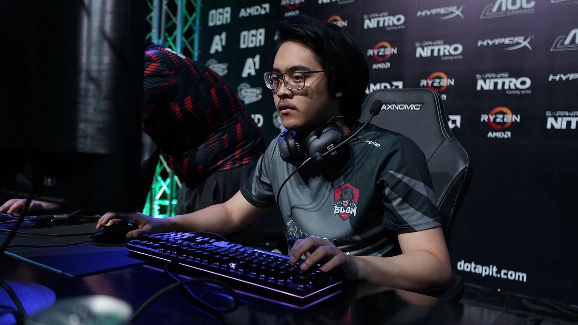 Boom esports. Бум еспортс. boom dota 2. boom esports дота 2. boom дота 2 игрок.